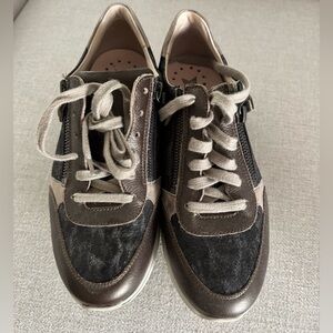 Mephisto brown leather sneakers.